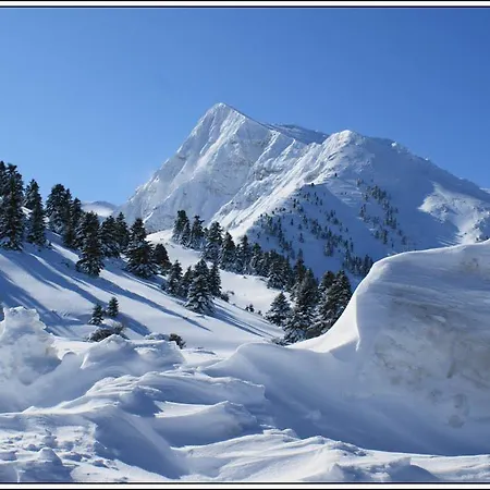 بيت للعطل Luxurious Near Kalavryta Ski
